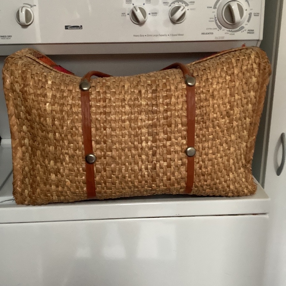 1970sVintage Mexican Woven Wicker Picnic Bag
